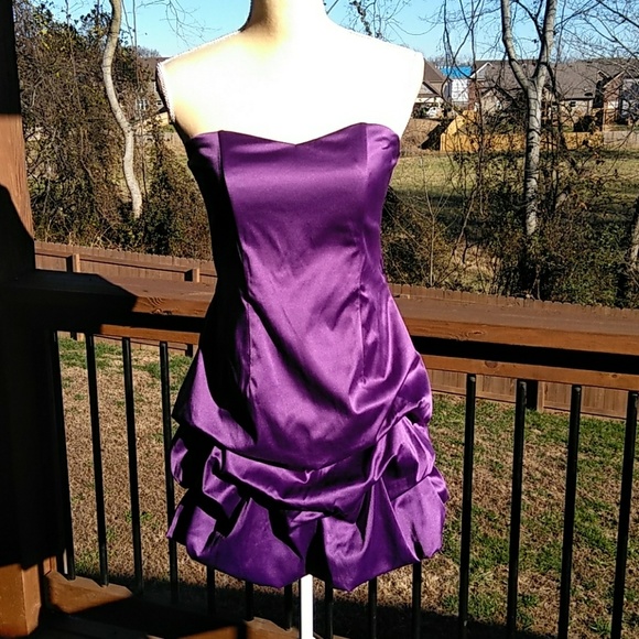 Wishes Wishes Wishes Size 9 Strapless Purple Bubble Hem Party Dress - Picture 6 of 12